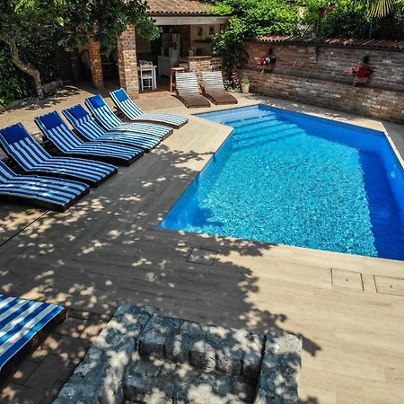 Villa Amalia Apartments มาลินสกา ภายนอก รูปภาพ