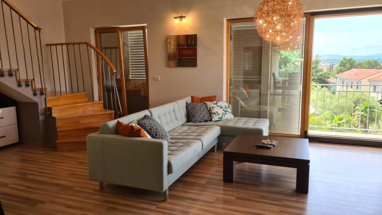 Villa Amalia Apartments มาลินสกา ภายนอก รูปภาพ