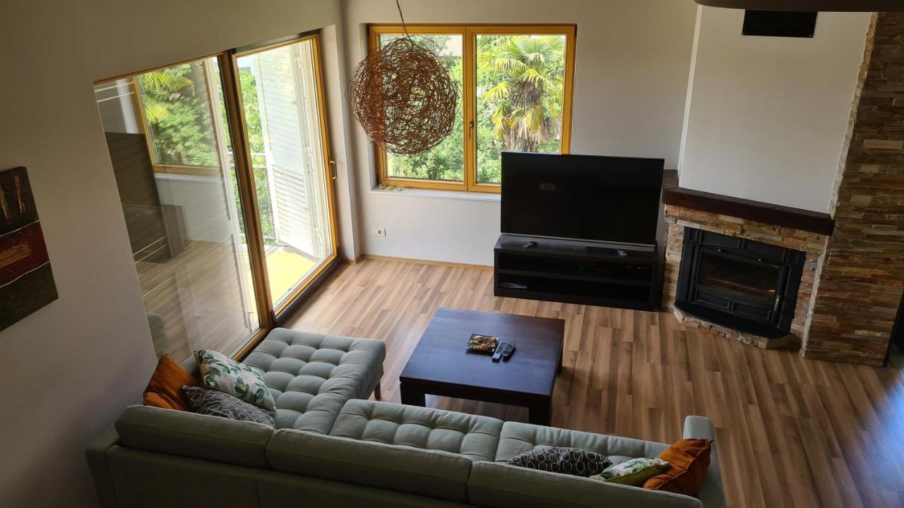 Villa Amalia Apartments มาลินสกา ภายนอก รูปภาพ