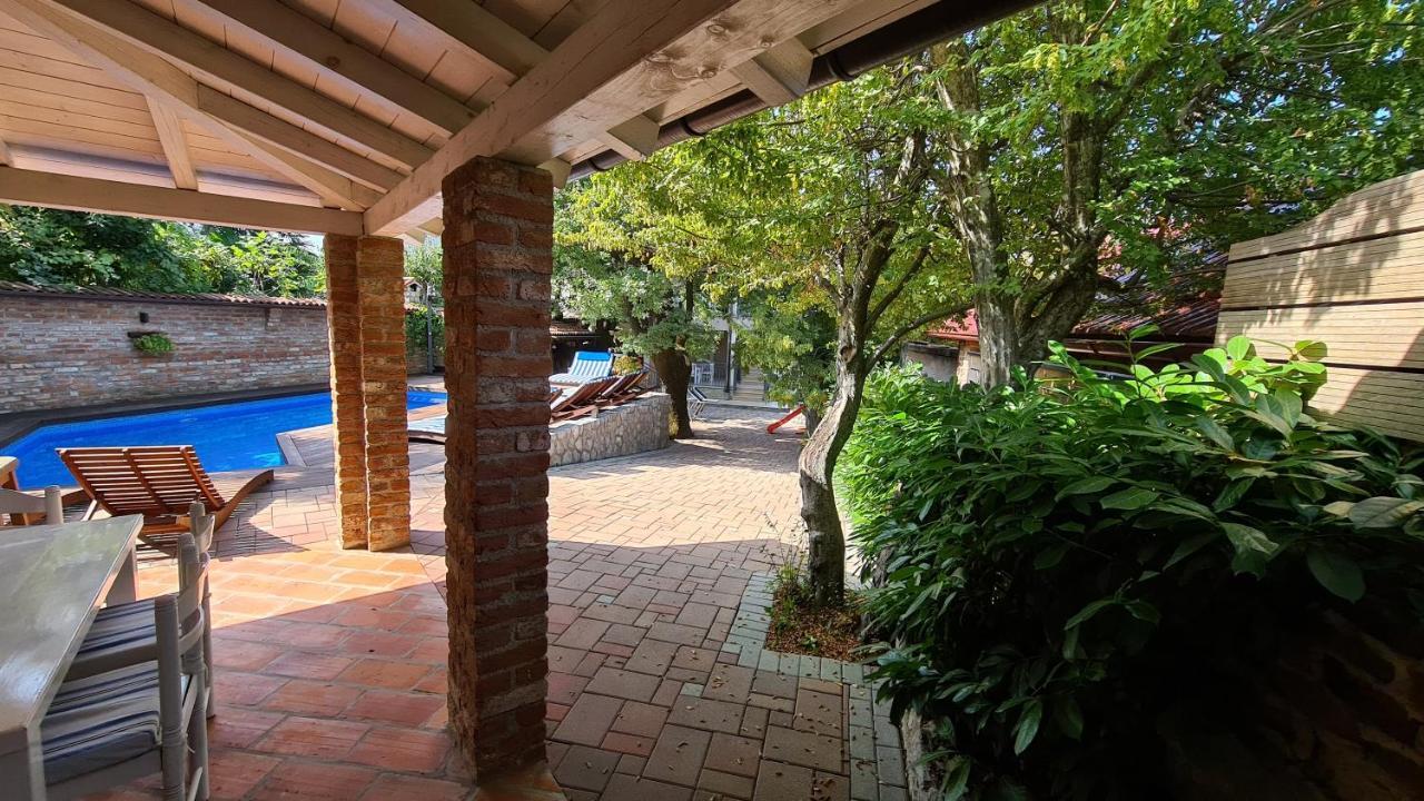 Villa Amalia Apartments มาลินสกา ภายนอก รูปภาพ