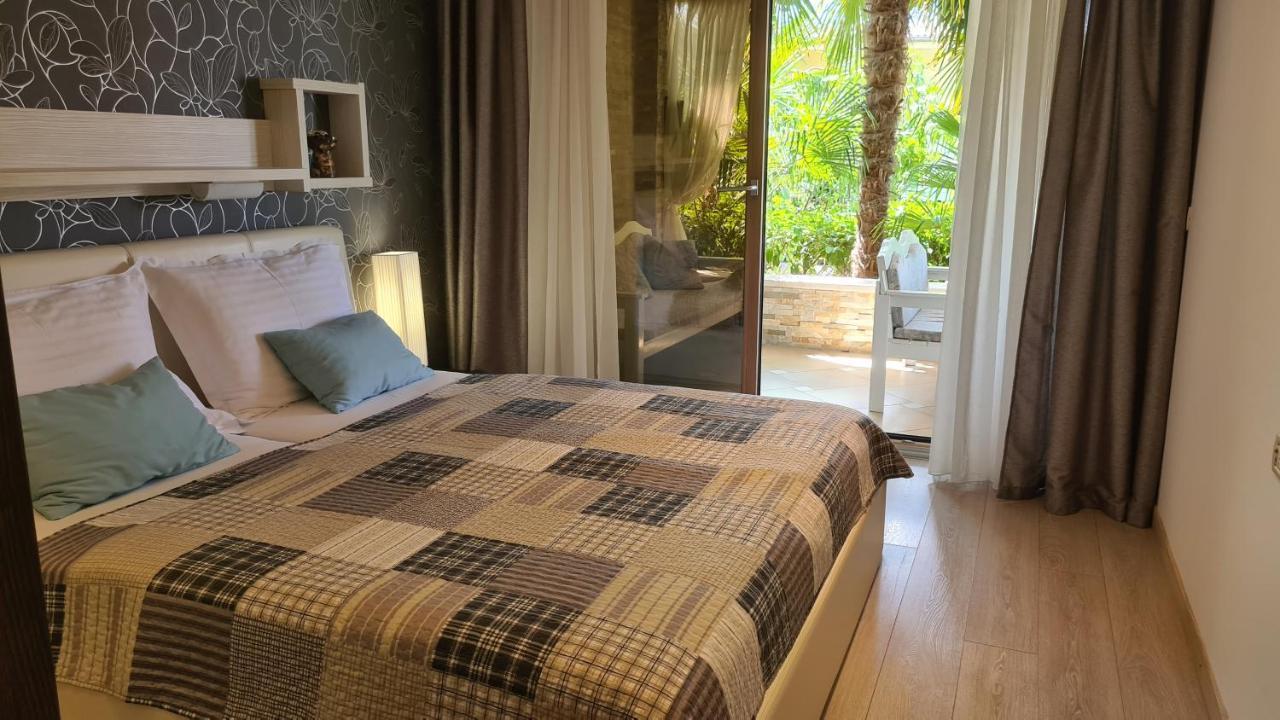 Villa Amalia Apartments มาลินสกา ภายนอก รูปภาพ