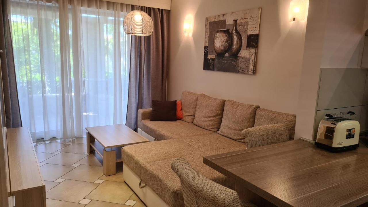Villa Amalia Apartments มาลินสกา ภายนอก รูปภาพ