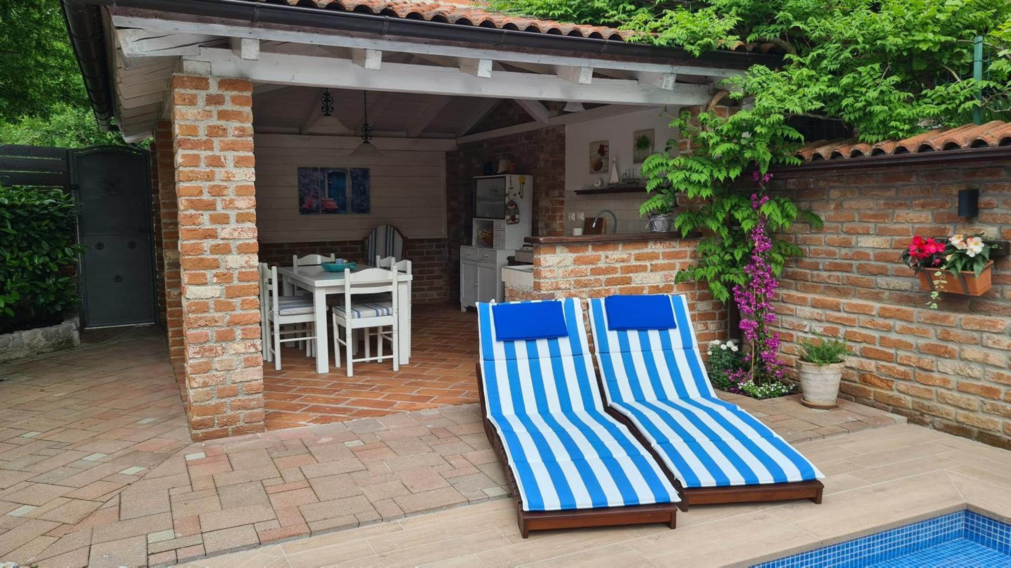 Villa Amalia Apartments มาลินสกา ภายนอก รูปภาพ