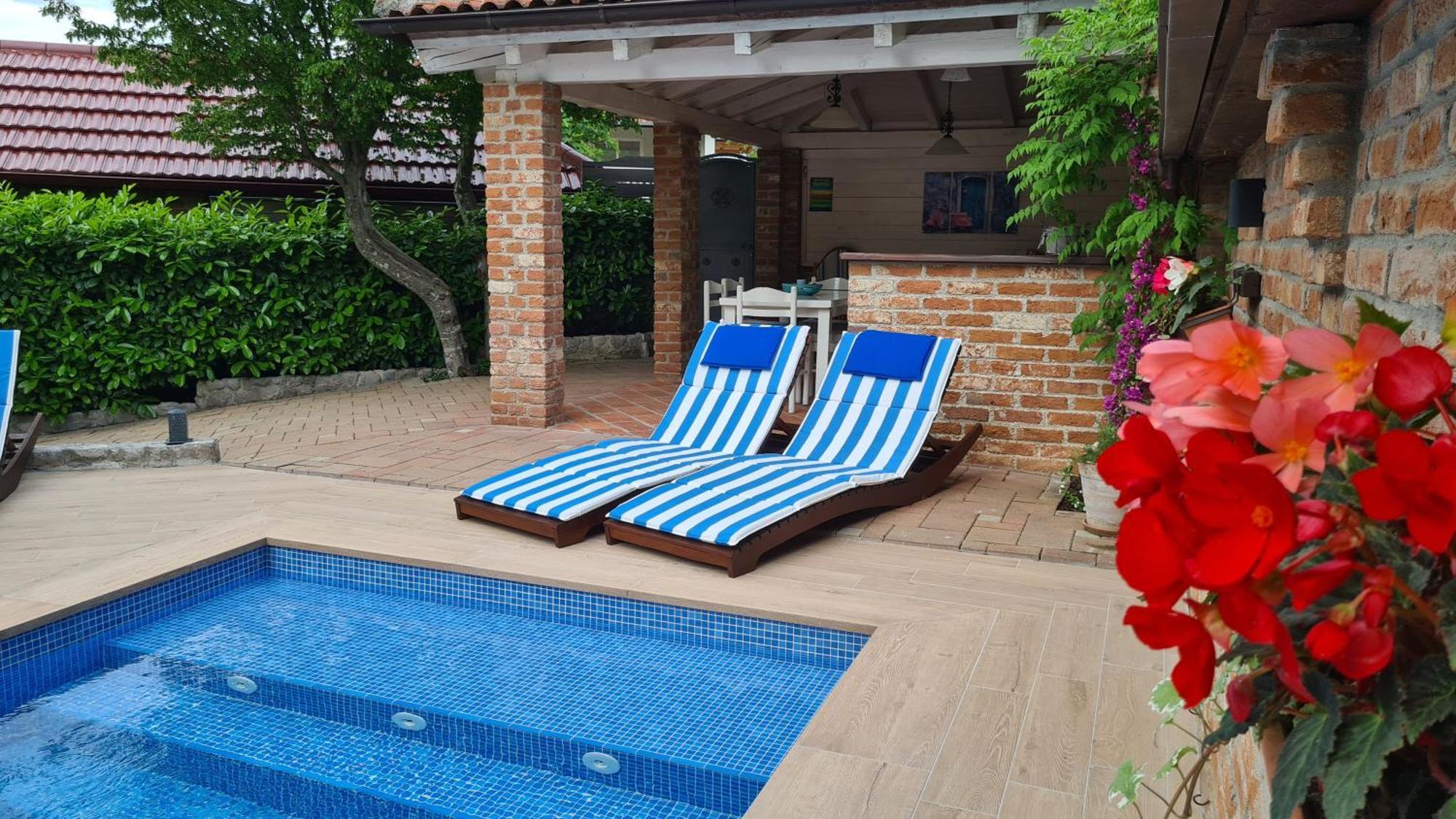 Villa Amalia Apartments มาลินสกา ภายนอก รูปภาพ